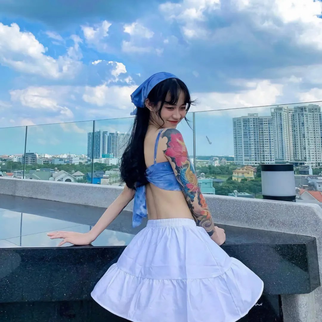 高山上的热气球